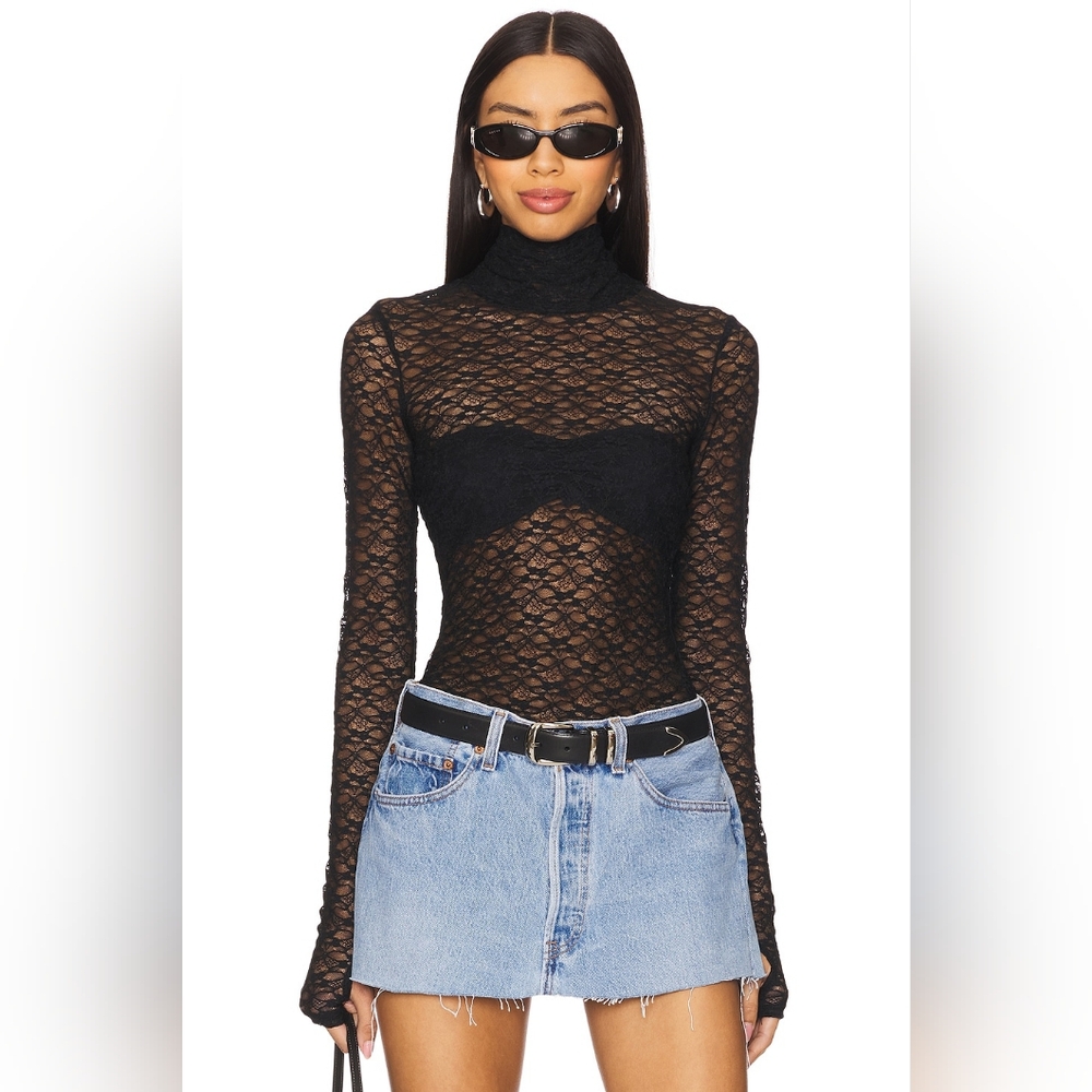 NWT, AFRM Zadie Texture Lace Crop Top in Noir